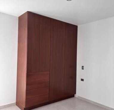 Departamento lao in Santa Cruz