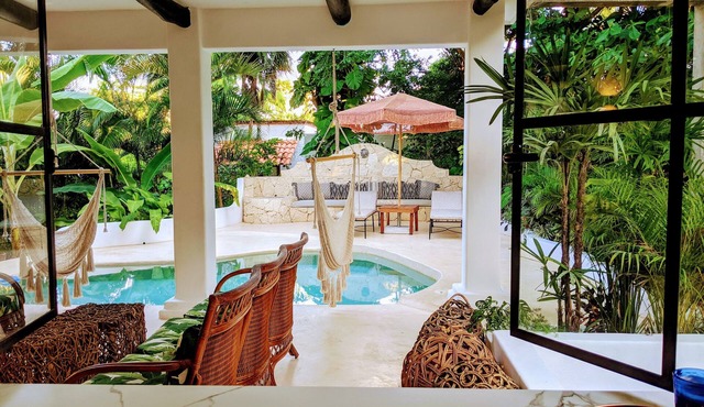 Designer's Villa At Playacar Beach