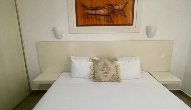 "Discover Isla Mujeres from the Comfort of Suites Lorens"