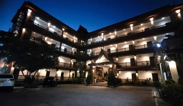 Dongsay Hotel Thakhek