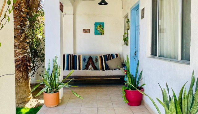 Downtown San José Home, AC, Parking, Full Kitchen, Fast WiFi, Walk Everywhere