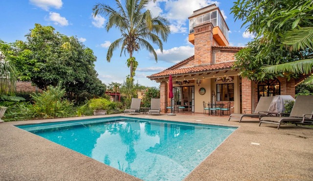 El Tuito Authentic Luxury in the Sierra Madre Mountains Centrally Located