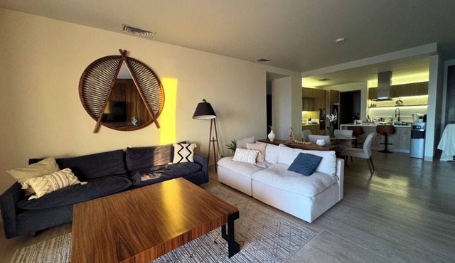 “Elegant 3-Bedroom Apartment with Stunning Views in Cancun