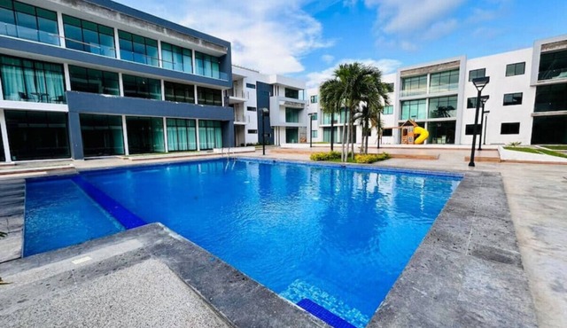 Elegante departamento en zona dorada para familias