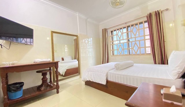 Empire House Phnom Penh