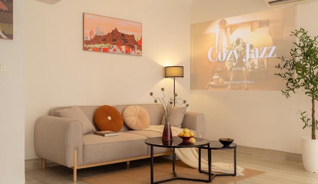 Entire 4BR House Central 2 Min to Hoan Kiem Lake St Joseph Cathedral