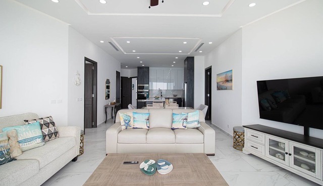Esmeralda Beach Resort 3 Bedrooms Condo C 1202