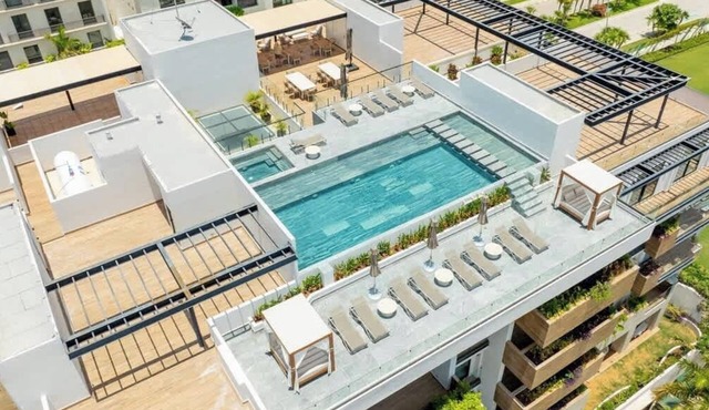 Exclusive Penthouse - 4BR - Private Rooftop