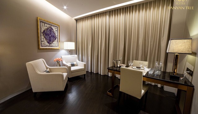 Executive King Ph Suites at Banyan Tree -2