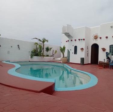 Exotic Oceanfront villa with Private Pool & jacuzzi - Parties & Events