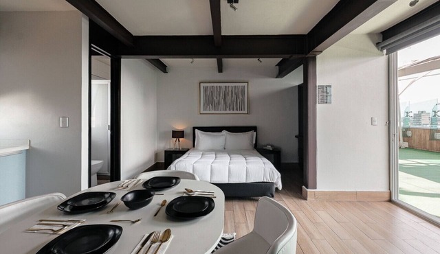 Experience Luxury at Mr. Herold Homes