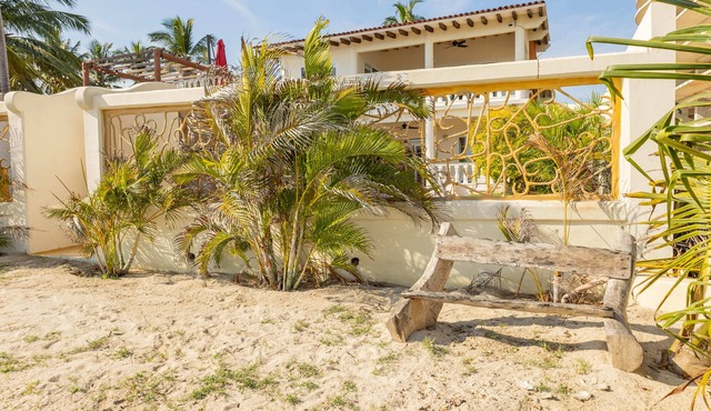 Fabulous 3-bedroom chalet with AC in La Cruz de Huanacaxtle