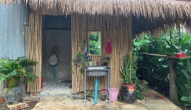 Family Batcave Homestay