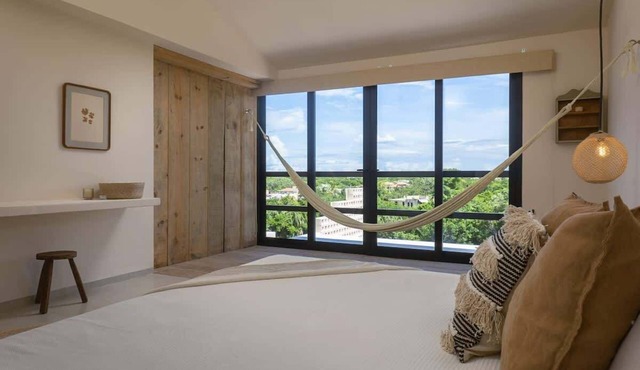 Family-Friendly Apartment with Pool & Fast WiFi