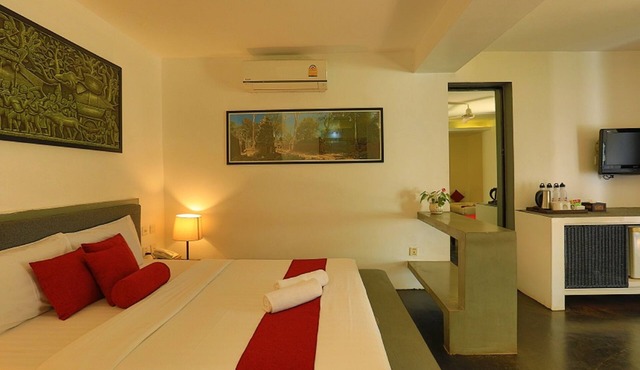 Family Suit with private pool - Free pick up