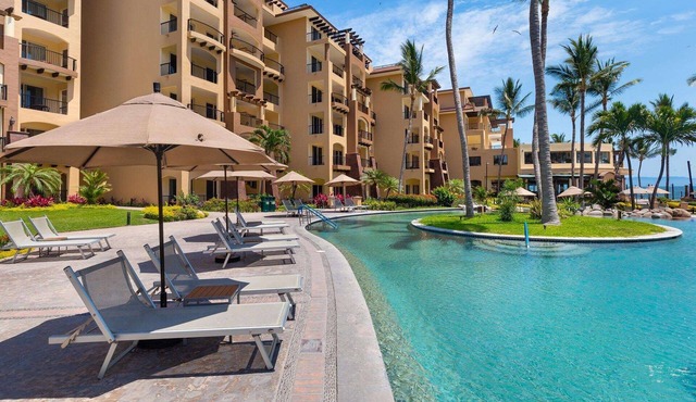 Flamingos Fantastic Oceanview 2 bdrm, 3 Bath Condo @ Villa del Palmar Flamingos