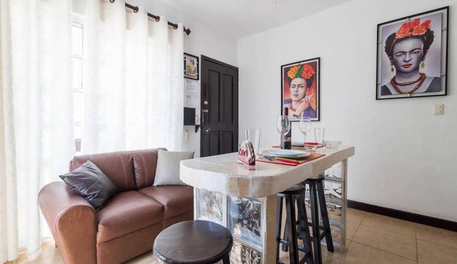 Frida Double Balcony Apartment 5th Avenue