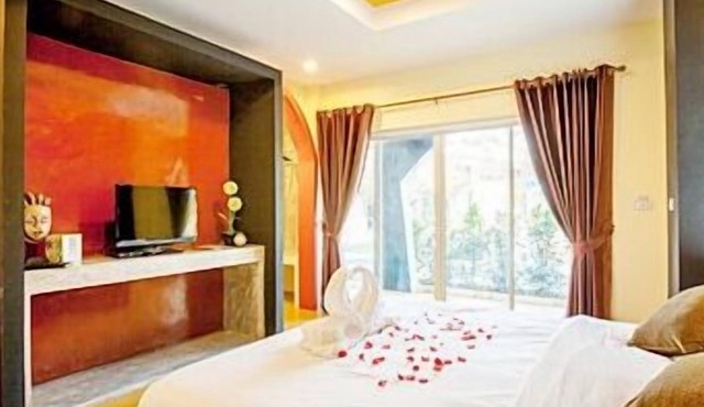 Full House Resort in Wiang Pa Pao
