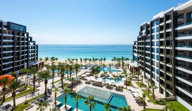 Garza Blanca Christmas week Dec 20-27! Stunning One Bedroom 2 Bath Suite