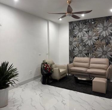 Giảm Giá 25 Phần Trăm- Homestay - Kim Mã - Giang Văn Minh