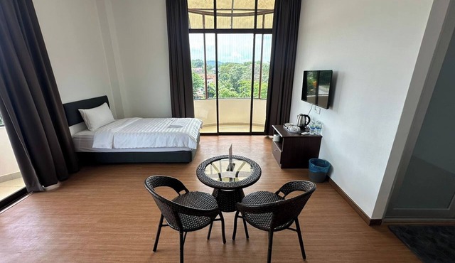 Glistar Hotel in Tampin