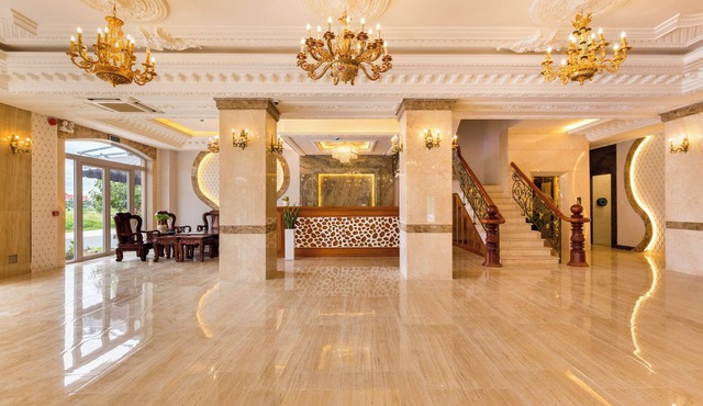 Golden Central Hotel Trang Bang