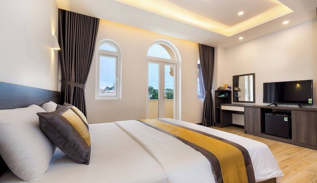 Golden Central Hotel Trang Bang