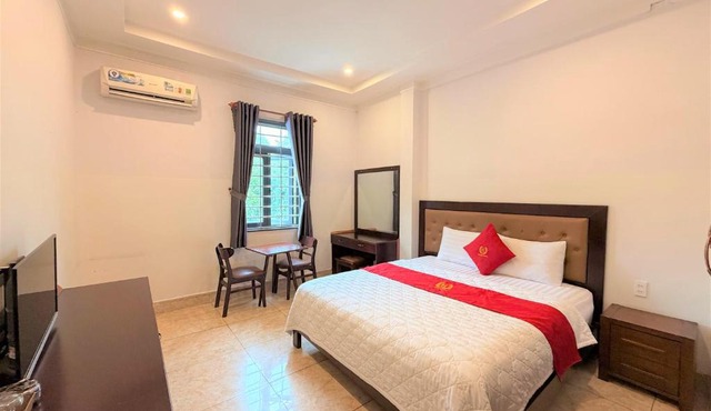 Golden Hotel Binh Duong