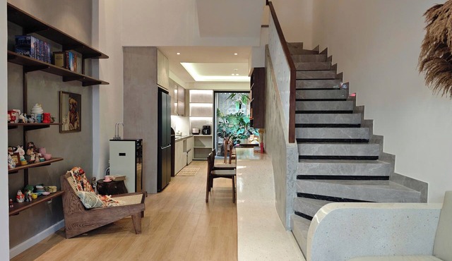 GomiHouse-Cozy-4BRs-5' to Lotte Mart- jacuzzi pool