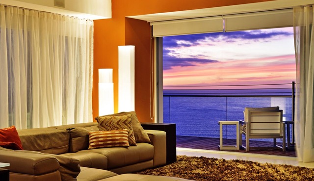 Gorgeous Beach-Front Apartment with Breathtaking Views of Puerto Vallarta´s Bay