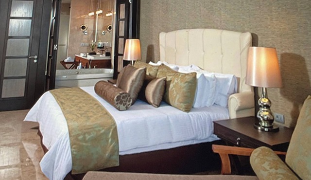 Gorgeous exclusive 4-bedroom condo in Nuevo Vallarta resort