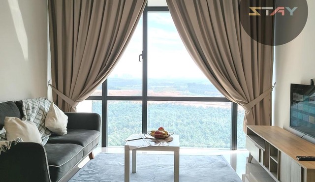 Grand Medini Couple Stylish Netflix 100mbps BySTAY