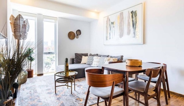 Great apartment in Santa Fe. Gym, pool & garage
