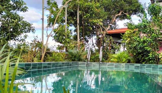 Greenery peaceful Villa 5BR at walkable distance for Hoi An Old tow