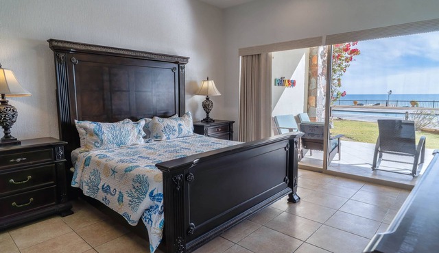 Ground Floor 4 Bedroom Sonoran Sky!