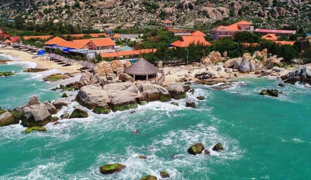 Hòn Cò Resort - Cà Ná