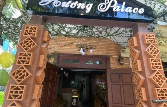 Hương palace