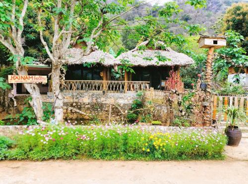 Hải Nam Homestay Hòa Bình