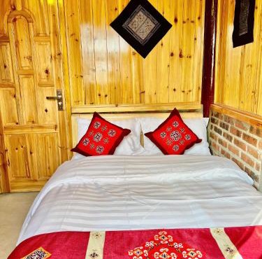 H'mong Village Homestay