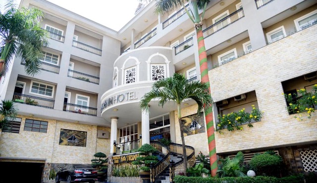 Ha Trinh Hotel