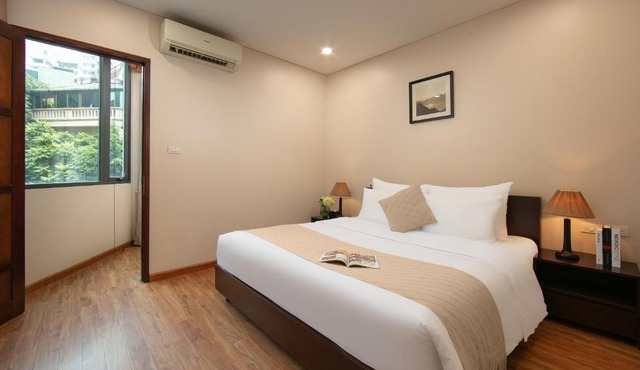 HB Serviced Apartment - 12 Trần Quý Kiên