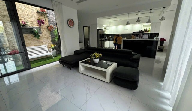 HERITAGE VILLA WITH GYM- BREAKFAST- POOL