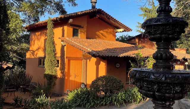 Hermosa Cabaña de Lujo con Jardines Amplios