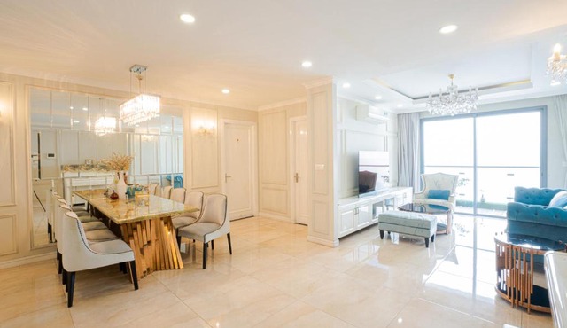 High Rise Beautiful 2BR Apartment Central Saigon