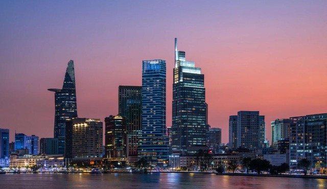 Hilton Saigon