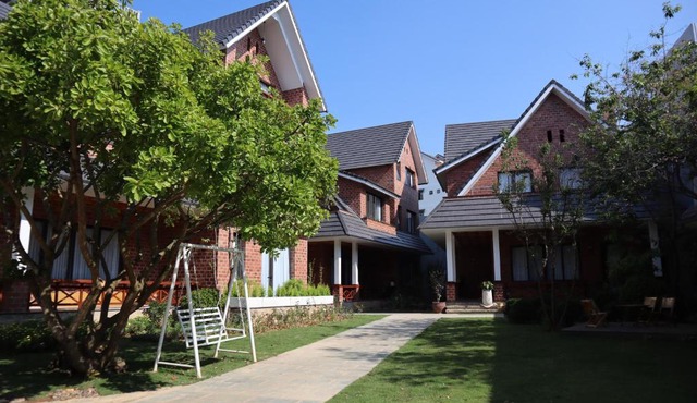 Hoang Loc Villa