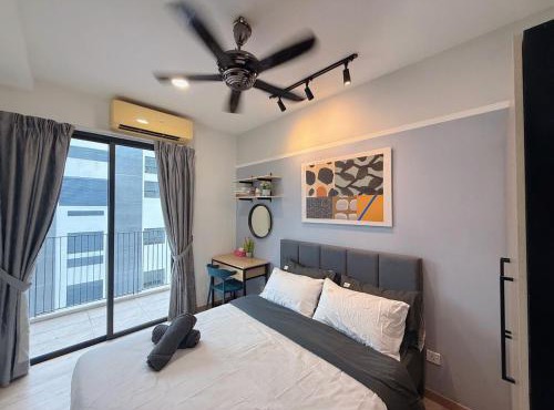 Homely 7PX Emporis KD, Near IOI Mall, Segi Uni, Thompson Hospital & MRT KD