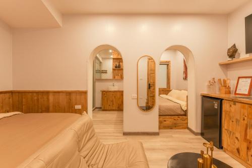 Homestay CHẤT- Lake Side, Self Check Apt