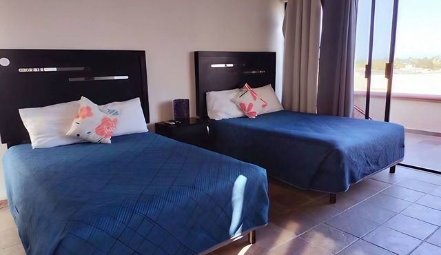 Hostal Hab 13, En Zona Hotelera, Campo de Golf, Balcón Privado, Barra y Playa