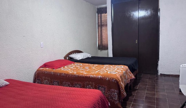 HOSTALa el bueno in Tala